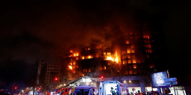 Incendie dans un immeuble a valence, espagne[reuters.com]