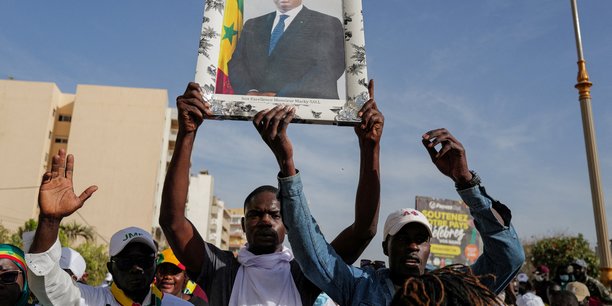 Manifestation des partisans du president senegalais sall a dakar[reuters.com]