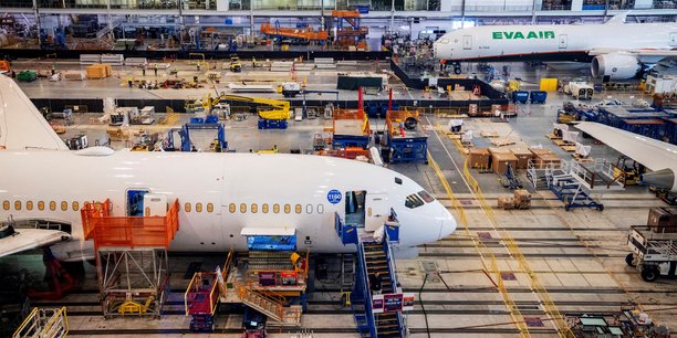 Airbus legt de lat hoger en Boeing stort in