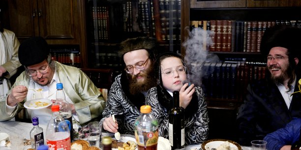 Les juifs ultra-orthodoxes celebrent la fete juive de pourim a jerusalem[reuters.com]