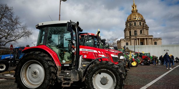 Des agriculteurs manifestant a paris[reuters.com]