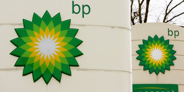 Des logos de british petroleum (bp)[reuters.com]