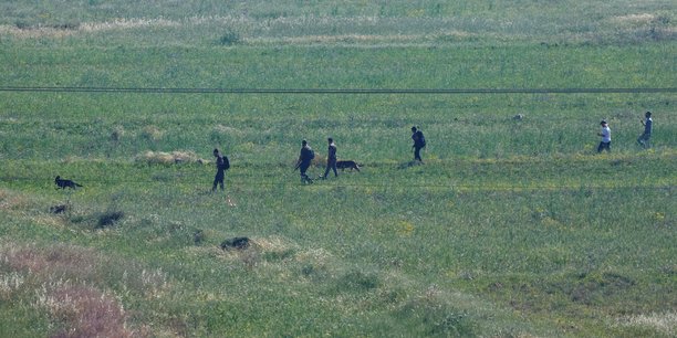 Recherche d'un jeune qui aurait disparu dans la zone proche du village d'al-mughayyer, en cisjordanie occupee[reuters.com]