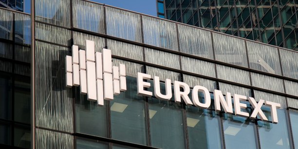 Le logo d'euronext a courbevoie, pres de paris[reuters.com]