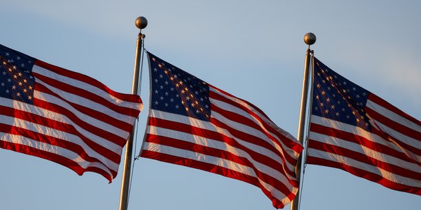 Des drapeaux americains[reuters.com]