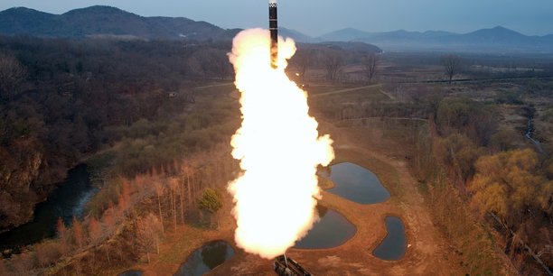 La coree du nord affirme avoir teste un nouveau missile hypersonique a combustible solide[reuters.com]