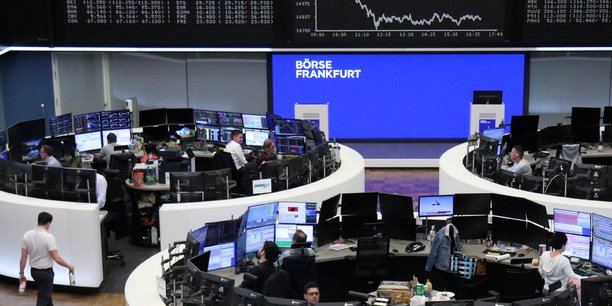 Photo du graphique dax de l’indice boursier allemand a la bourse de francfort[reuters.com]