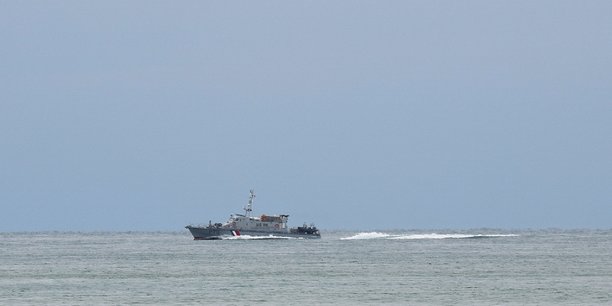 Un bateau de sauvetage est vu a audresselles[reuters.com]
