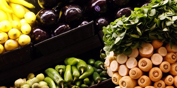 Des legumes dans un supermarche de santa monica[reuters.com]