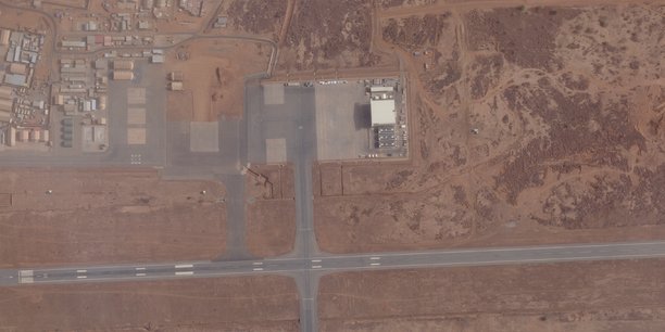 Vue de la base aerienne 101, a cote de l'aeroport international diori hamani a niamey, au niger[reuters.com]