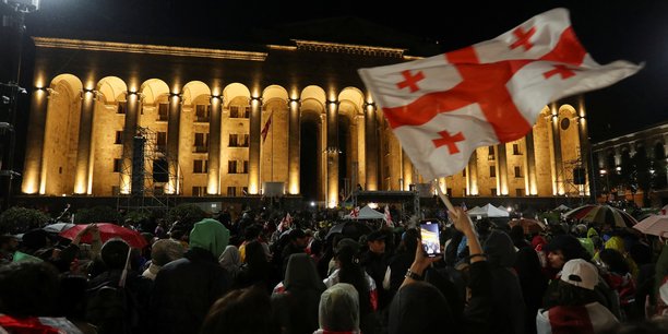 Manifestation contre un projet de loi sur les « agents etrangers » a tbilissi[reuters.com]