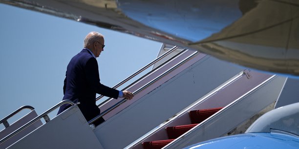 Biden attendu en france pour les ceremonies du debarquement[reuters.com]