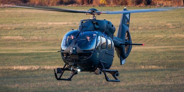 Selon Airbus Helicopters, la flotte mondiale du H145, un appareil bimoteur, totalise plus de sept millions d'heures de vol.