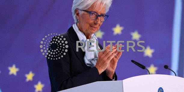 Lagarde, presidente de la bce, s'exprime a l'issue de la reunion de politique monetaire du conseil des gouverneurs, a francfort[reuters.com]