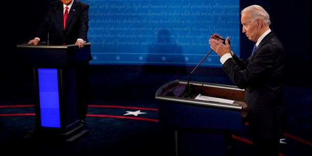 Joe biden et donald trump lors du dernier debat pour les elections de 2020[reuters.com]