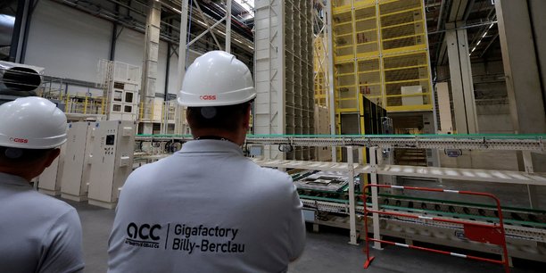 La gigafactory d’ACC a commencé à produire ses premières batteries fin 2023.