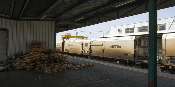 Sauvé in extremis en 2021, le Train des primeurs est de nouveau à l'arrêt pour un an, en raison de travaux effectués à Rungis, et l'État n'a pas trouvé de repreneur pour la concession arrivée à échéance le 30 juin.