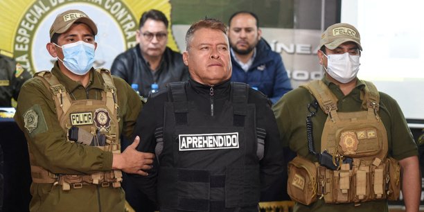 Le general bolivien juan jose zuniga apres son arrestation[reuters.com]