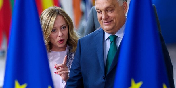 Viktor orban et giorgia meloni assistent au sommet des dirigeants de l'union europeenne a bruxelles[reuters.com]