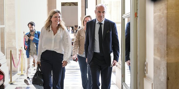 Yaël Braun-Pivet et Olivier Marleix mercredi à l’Assemblée.