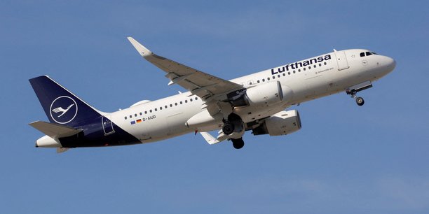 Un avion de ligne de la compagnie aerienne lufthansa[reuters.com]