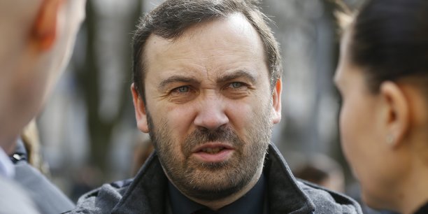 L'ancien depute russe ilya ponomarev lors de funerailles[reuters.com]