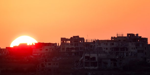 The sun sets over central gaz[reuters.com]