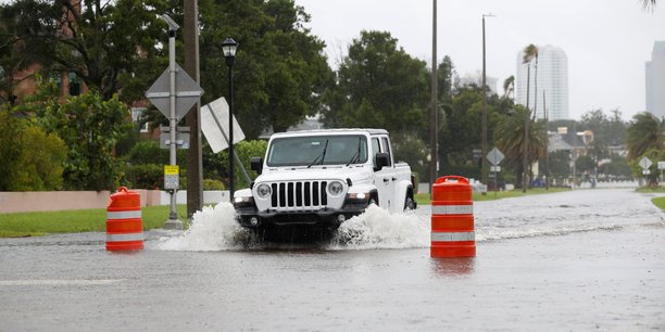 Une tempete tropicale s'approche de la cote du golfe de floride[reuters.com]