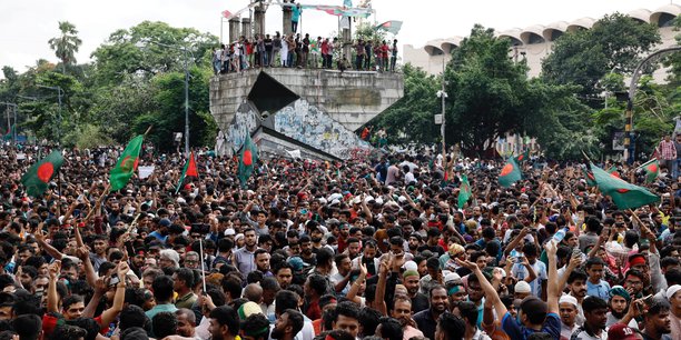 Les manifestations au Bangladesh ont commencé début juillet après la réintroduction d'un régime réservant près d'un tiers des emplois dans la fonction publique aux descendants d'anciens combattants de la guerre d'indépendance.