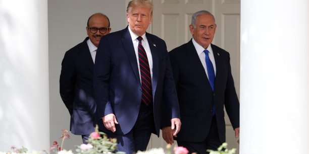 Donald trump, benjamin netanyahu et abdullah bin zayed a la maison blanche[reuters.com]