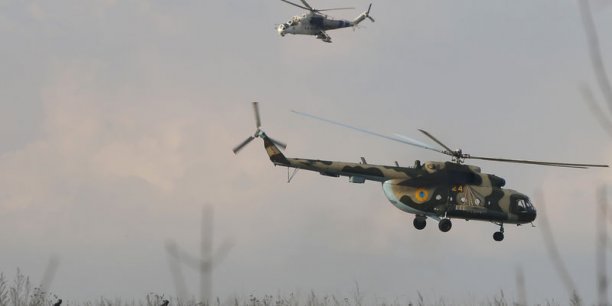 Démonstration de force de l'armée dans Kramatorsk en Ukraine[reuters.com]