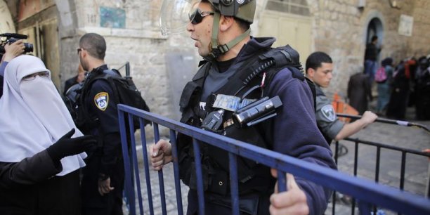 La police israélienne intervient sur l'esplanade des Mosquées[reuters.com]