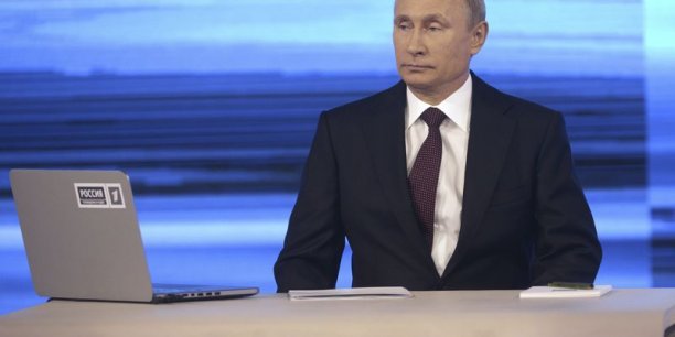 Poutine admet que les forces russes ont été déployées en Crimée[reuters.com]