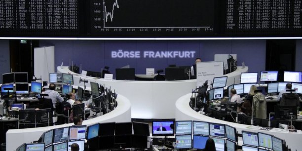 Les Bourses européennes en léger recul à la mi-séance[reuters.com]
