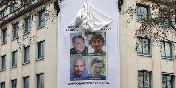 Libération des quatre journalistes français otages en Syrie[reuters.com]