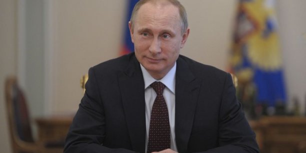 Poutine valide la loi facilitant l'octroi de la nationalité russe[reuters.com]