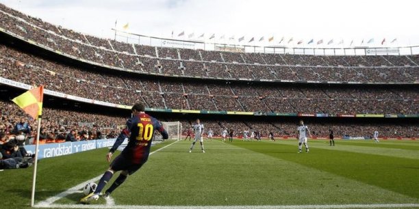 Football: l'interdiction des transferts pour le Barça suspendue[reuters.com]