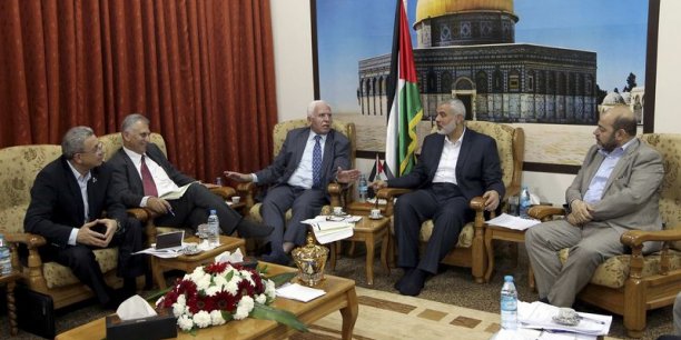 Accord de partage du pouvoir entre Hamas et OLP[reuters.com]