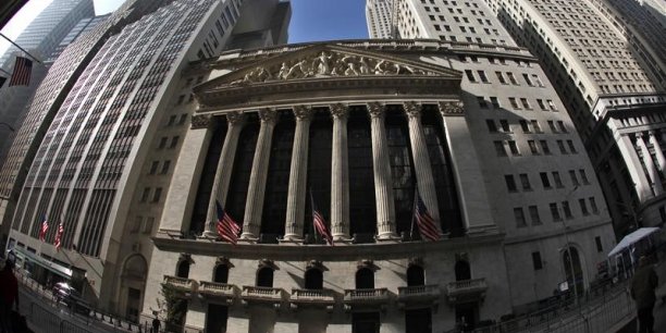 Wall Street ouvre en hausse avec Apple [reuters.com]