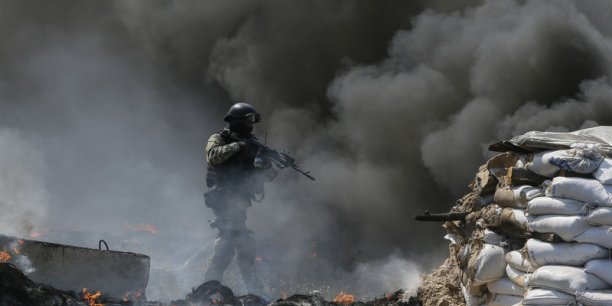 Accrochages dans l'est de l'Ukraine, Moscou menace[reuters.com]