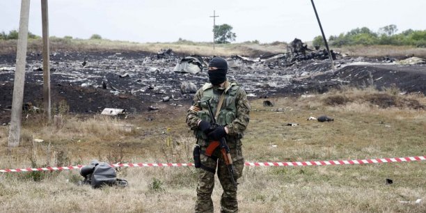Deux chasseurs ukrainiens abattus par les rebelles, dit Kiev[reuters.com]