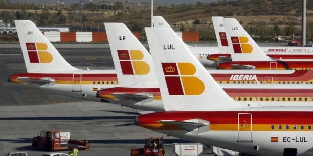 IAG annonce un accord pour supprimer 1.427 emplois chez Iberia[reuters.com]