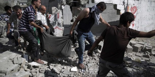 Plus de 1.000 Palestiniens tués dans l'offensive israélienne[reuters.com]