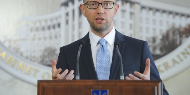 Iatseniouk accentue ses pressions sur le parlement de Kiev[reuters.com]