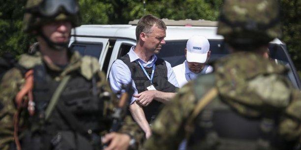Accord sur l'accès au site du crash du Boeing malaisien en Ukraine[reuters.com]