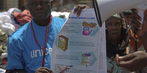 Paris déconseille tout voyage dans quatre pays touchés par l'Ebola[reuters.com]