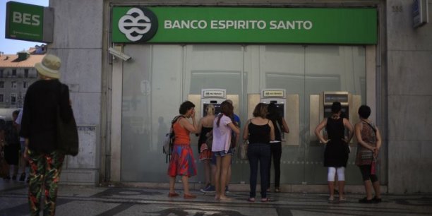 Suspension des transactions sur BES en Bourse de Lisbonne[reuters.com]
