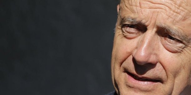 Alain Juppé annonce sa candidature à la primaire de l'UMP[reuters.com]
