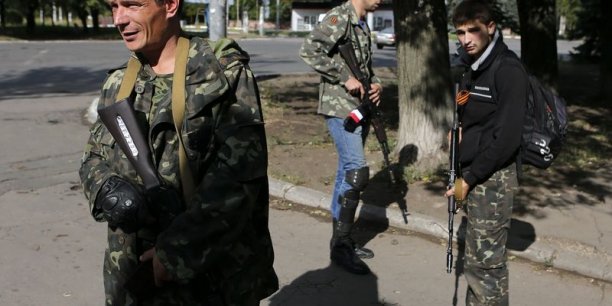 Les séparatistes abattent un avion de l'armée ukrainienne[reuters.com]