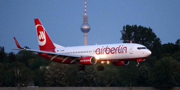 Air Berlin va réduire sa flotte de 10 avions[reuters.com]